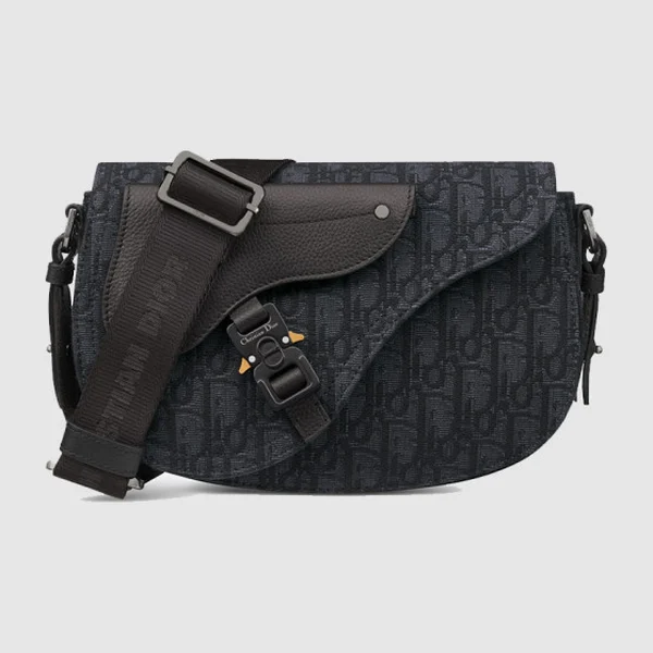 디올 Saddle 스트랩백 1ADPO